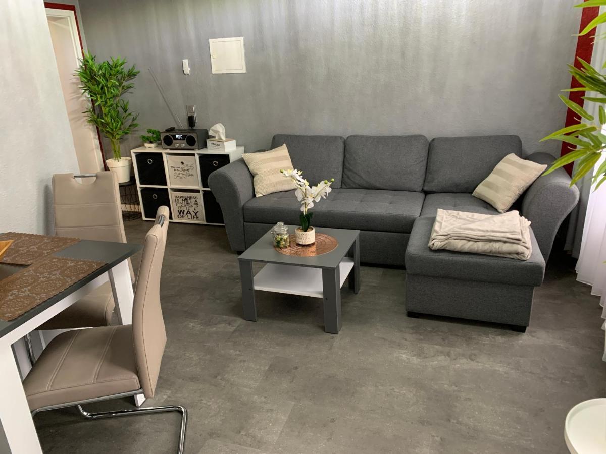 Exklusive Stadtwohnung Am Elbradweg: Best-Preis-Fewo Rathausblick 1 Fuer Max. 3 Pers. Inkl. Wlan, Prime Video & Self Check-In Wittenberge Exterior photo