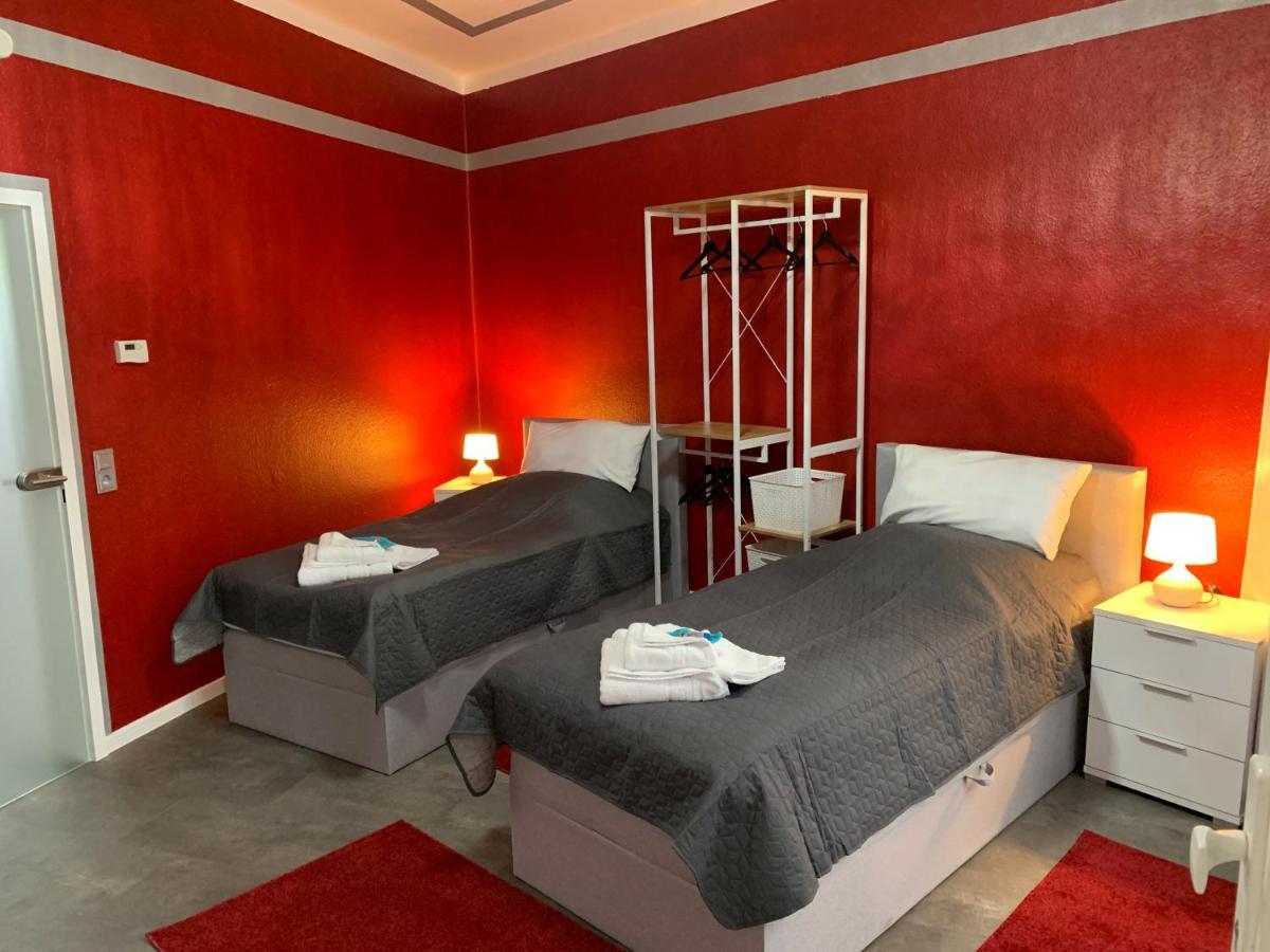 Exklusive Stadtwohnung Am Elbradweg: Best-Preis-Fewo Rathausblick 1 Fuer Max. 3 Pers. Inkl. Wlan, Prime Video & Self Check-In Wittenberge Exterior photo