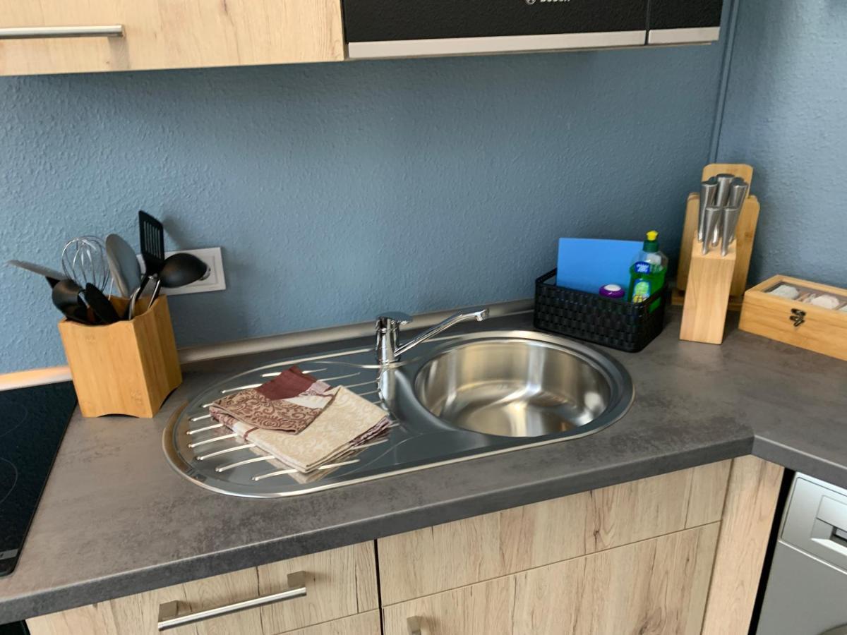 Exklusive Stadtwohnung Am Elbradweg: Best-Preis-Fewo Rathausblick 1 Fuer Max. 3 Pers. Inkl. Wlan, Prime Video & Self Check-In Wittenberge Exterior photo