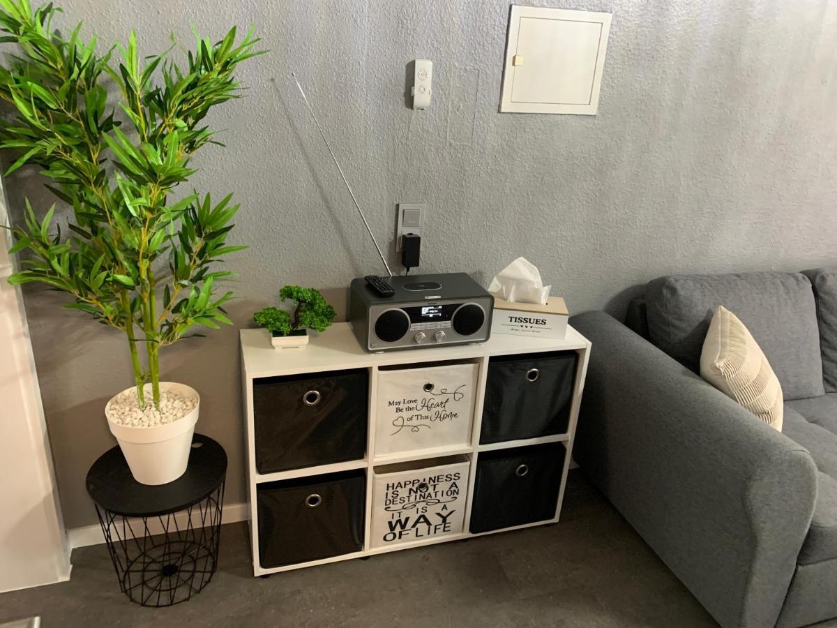 Exklusive Stadtwohnung Am Elbradweg: Best-Preis-Fewo Rathausblick 1 Fuer Max. 3 Pers. Inkl. Wlan, Prime Video & Self Check-In Wittenberge Exterior photo